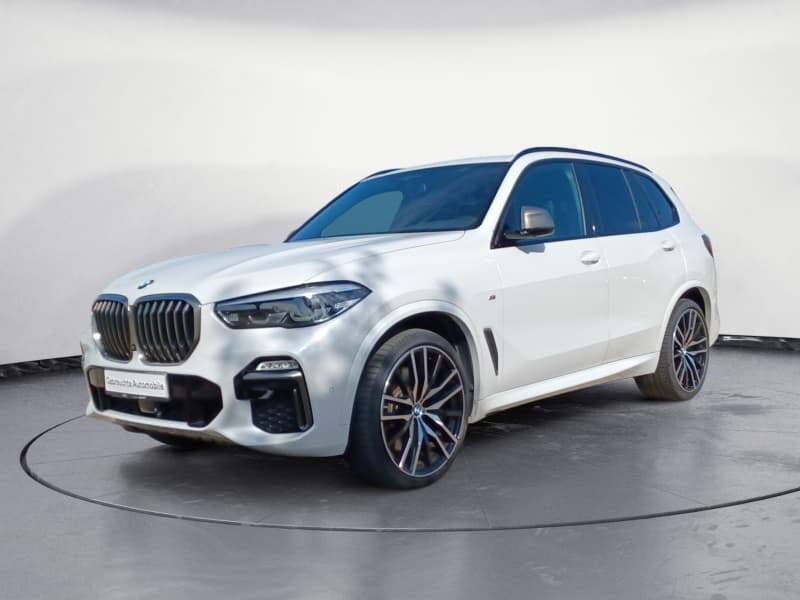 BMW - X5 M50d