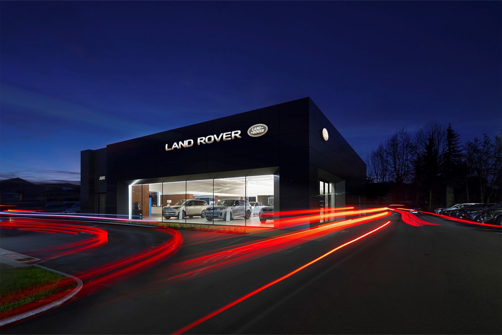 Land Rover Baden-Baden.jpg